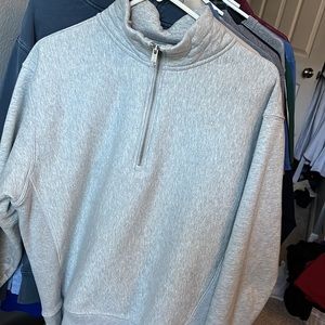 Champion reverse weave sweatshirt. Color is a light heather grey, size is medium